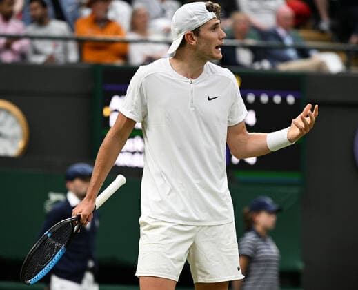 Championships - Week One - Day Two (Thursday) - All England Lawn Tennis Club, Wimbledon - Thursday 30th June 2022 Alex De Minaur v Jack Draper Jack Draper of Great Britain 