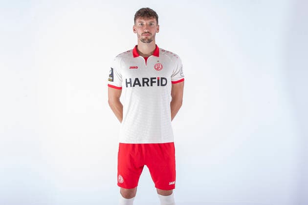 30.06.2022 ,Rot-Weiss Essen, Porträttermin, Vorstellung, Präsentation, Pressetermin 2022 2023, 3.Liga Yannick Langesberg ( Rot-Weiss Essen )