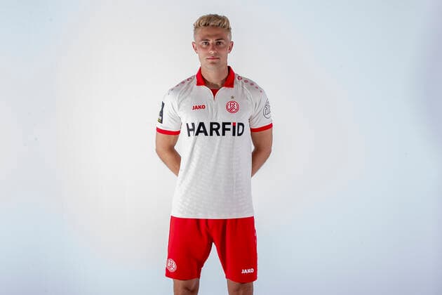 30.06.2022 ,Rot-Weiss Essen, Porträttermin, Vorstellung, Präsentation, Pressetermin 2022 2023, 3.Liga Cedric Harenbrock ( Rot-Weiss Essen )