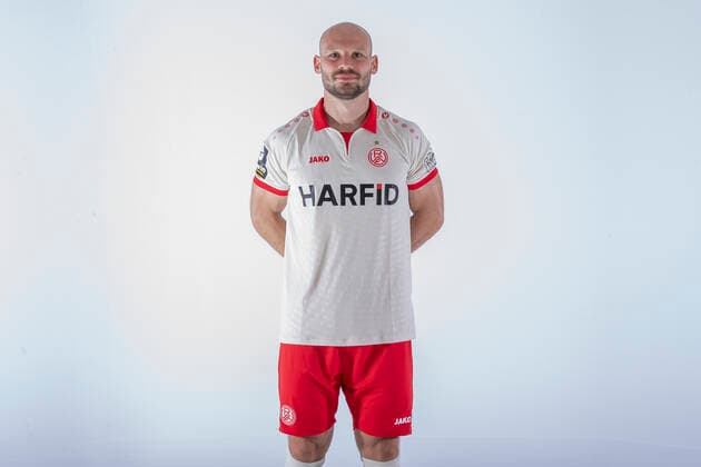 30.06.2022 ,Rot-Weiss Essen, Porträttermin, Vorstellung, Präsentation, Pressetermin 2022 2023, 3.Liga Felix Herzenbruch ( Rot-Weiss Essen )