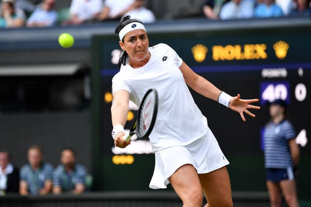 Mandatory Credit: Photo by James Veysey Shutterstock (13012400aq) Ons Jabeur during her third round match Wimbledon Tennis Championships, Day 5, The All England Lawn Tennis and Croquet Club, London, UK - 01 Jul 2022 Wimbledon Tennis Championships, Day 5, The All England Lawn Tennis and Croquet Club, London, UK - 01 Jul 2022  Copyright: xJamesxVeysey Shutterstockx 13012400aq