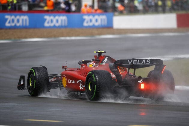 55 SAINZ Carlos (spa), Scuderia Ferrari F1-75, action during the Formula 1 Lenovo British Grand Prix 2022, 10th round of the 2022 FIA Formula One World Championship, WM, Weltmeisterschaft on the Silverstone Circuit, from July 1 to 3, 2022 in Silverstone, United Kingdom - F1 - BRITISH GRAND PRIX 2022 DPPI Panoramic  00122024__B3_6912