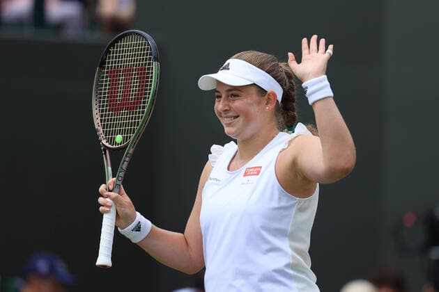 Sport Bilder des Tages Tennis - Wimbledon (Day 5) 1st July 2022 - Tennis - Wimbledon (Day 5) - Jelena Ostapenko (LAT) celebrates victory over Irina-Camelia Begu (ROU) during their Ladies Singles 3rd Round match - Photo: Simon Stacpoole Offside. London UK Copyright: xSimonxStacpoolexOffside
