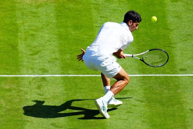 Mandatory Credit: Photo by Javier Garcia Shutterstock (13012399cs) Novak Djokovic during his third round match Wimbledon Tennis Championships, Day 5, The All England Lawn Tennis and Croquet Club, London, UK - 01 Jul 2022 Wimbledon Tennis Championships, Day 5, The All England Lawn Tennis and Croquet Club, London, UK - 01 Jul 2022  Copyright: xJavierxGarcia Shutterstockx 13012399cs