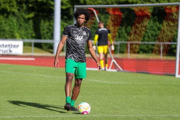 Caiuby da Silva 27 (VfB Eichstaett), FC Augsburg vs. VfB Eichstaett, Fussball, Testspiel, 01.07.2022 Donauwoerth Bayern Deutschland *** Caiuby da Silva 27 VfB Eichstaett , FC Augsburg vs VfB Eichstaett, Football, Test Match, 01 07 2022 Donauwoerth Bayern Germany Copyright: xkolbert-press ChristianxKolbertx