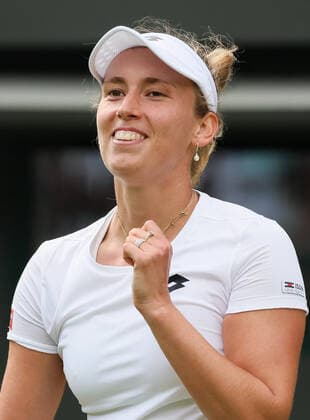 Belgian Elise Mertens celebrates after winning a third round game in the women s singles tournament between Belgian Mertens (WTA30) and German Kerber (WTA19) at the 2022 Wimbledon grand slam tennis tournament at the All England Tennis Club, in south-west London, Britain, Friday 01 July 2022. BENOITxDOPPAGNE  x36929791x