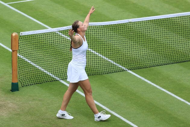 Tennis - Wimbledon (Day 5) 1st July 2022 - Tennis - Wimbledon (Day 5) - Jule Niemeier (GER) celebrates victory over Lesia Tsurenko (UKR) after their Ladies Singles 3rd Round match - Photo: Simon Stacpoole Offside. London UK Copyright: xSimonxStacpoolexOffside