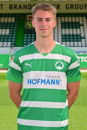 30.06.2022 - SpVgg Greuther Fürth ( Kleeblatt Spielvereinigung ) - 2. Fussball Bundesliga - Saison 2022 2023 - Fototermin Porträttermin Vorstellung Präsentation Pressetermin - - Gian Luca Gian-Luca Itter (27, SpVgg Greuther Fürth ) Einzelbild Einzelfoto Portrait Porträt Kopfbild