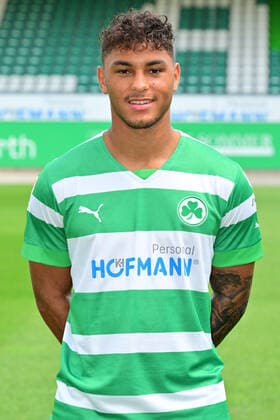 30.06.2022 - SpVgg Greuther Fürth ( Kleeblatt Spielvereinigung ) - 2. Fussball Bundesliga - Saison 2022 2023 - Fototermin Porträttermin Vorstellung Präsentation Pressetermin - - Armindo Sieb (30, SpVgg Greuther Fürth ) Einzelbild Einzelfoto Portrait Porträt Kopfbild