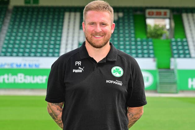 30.06.2022 - SpVgg Greuther Fürth ( Kleeblatt Spielvereinigung ) - 2. Fussball Bundesliga - Saison 2022 2023 - Fototermin Porträttermin Vorstellung Präsentation Pressetermin - - Patrick Rutte (Physio SpVgg Greuther Fürth ) Einzelbild Einzelfoto Portrait Porträt Kopfbild