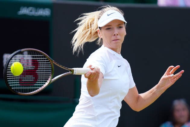 Mandatory Credit: Photo by Javier Garcia Shutterstock (13012408f) Katie Boulter during her third round match Wimbledon Tennis Championships, Day 6, The All England Lawn Tennis and Croquet Club, London, UK - 02 Jul 2022 Wimbledon Tennis Championships, Day 6, The All England Lawn Tennis and Croquet Club, London, UK - 02 Jul 2022  Copyright: xJavierxGarcia Shutterstockx 13012408f