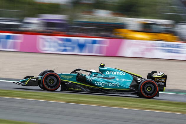 05 VETTEL Sebastian (ger), Aston Martin F1 Team AMR22, action during the Formula 1 Lenovo British Grand Prix 2022, 10th round of the 2022 FIA Formula One World Championship, WM, Weltmeisterschaft on the Silverstone Circuit, from July 1 to 3, 2022 in Silverstone, United Kingdom - F1 - BRITISH GRAND PRIX 2022 DPPI Panoramic  00122024__B3_8060