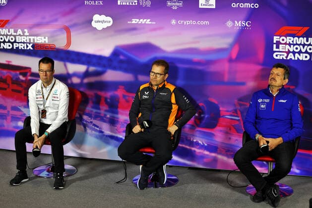 Mike Elliott (Mercedes-AMG Petronas F1 Team), Andreas Seidl (DEU, McLaren F1 Team), Guenther Steiner (ITA, Haas F1 Team), F1 Grand Prix of Great Britain at Silverstone Circuit on July 2, 2022 in Silverstone, United Kingdom. (Photo by DPPI via HOCH ZWEI) Silverstone United Kingdom