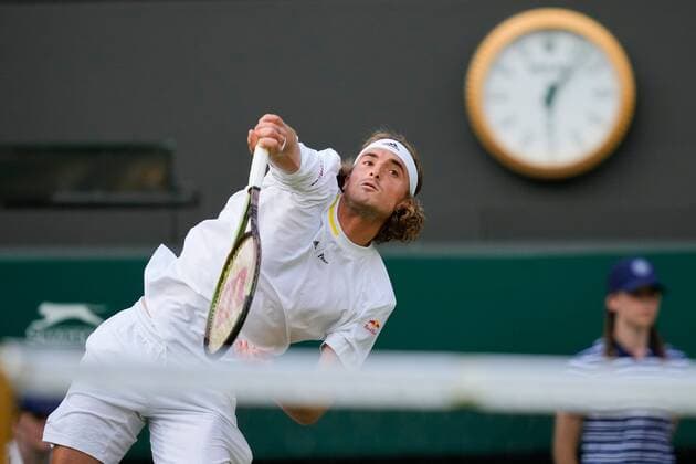 Mandatory Credit: Photo by Dave Shopland Shutterstock (13012402gh) Stefanos Tsitsipas during his third round match Wimbledon Tennis Championships, Day 6, The All England Lawn Tennis and Croquet Club, London, UK - 02 Jul 2022 Wimbledon Tennis Championships, Day 6, The All England Lawn Tennis and Croquet Club, London, UK - 02 Jul 2022  Copyright: xDavexShopland Shutterstockx 13012402gh