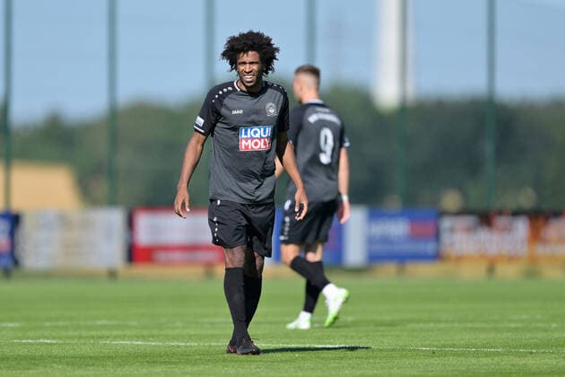 Fußball, Herren, Vorbereitung, Saison 2022-2023, ASV Neumarkt, 02.07.2022 Caiuby Francisco da Silva (Nr.27 - VfB Eichstätt) Gelbelsee Sportplatz Gelbelsee Bayern Deutschland *** Soccer, men, preparation, season 2022 2023, ASV Neumarkt, 02 07 2022 Caiuby Francisco da Silva Nr 27 VfB Eichstätt Gelbelsee Sportplatz Gelbelsee Bayern Germany