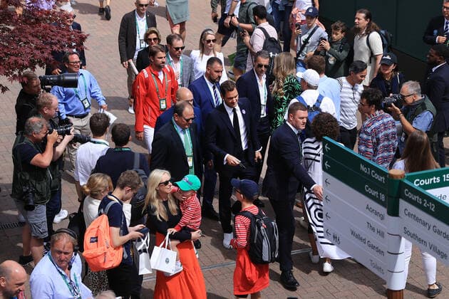 Tennis - Wimbledon (Day 7) 3rd July 2022 - Tennis - Wimbledon (Day 7) - Roger Federer (C) walks through the crowds - Photo: Simon Stacpoole Offside. London UK Copyright: xSimonxStacpoolexOffside