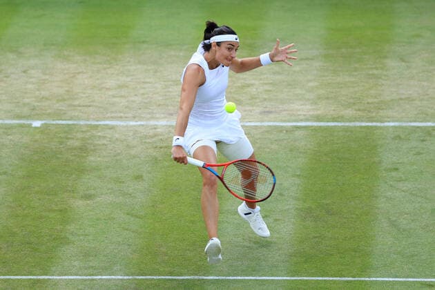 Tennis - Wimbledon (Day 7) 3rd July 2022 - Tennis - Wimbledon (Day 7) - Caroline Garcia (FRA) in action against Marie Bouzkova (CZE) during their Ladies Singles Round of 16 Round match - Photo: Simon Stacpoole Offside. London UK Copyright: xSimonxStacpoolexOffside