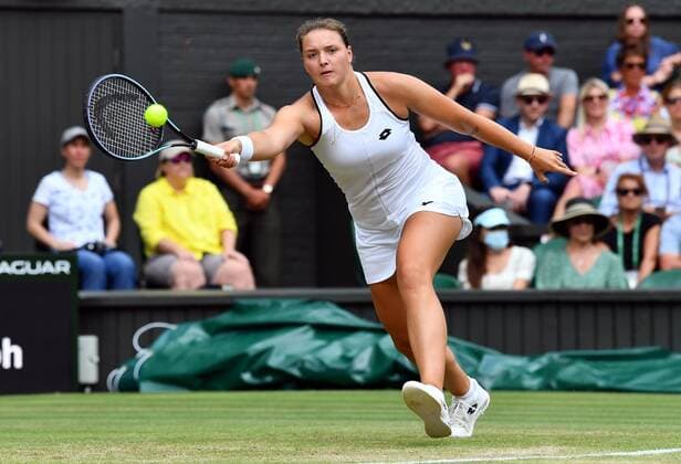 Mandatory Credit: Photo by James Veysey Shutterstock (13012856cc) Jule Niemeier during her fourth round match Wimbledon Tennis Championships, Day 7, The All England Lawn Tennis and Croquet Club, London, UK - 03 Jul 2022 Wimbledon Tennis Championships, Day 7, The All England Lawn Tennis and Croquet Club, London, UK - 03 Jul 2022  Copyright: xJamesxVeysey Shutterstockx 13012856cc
