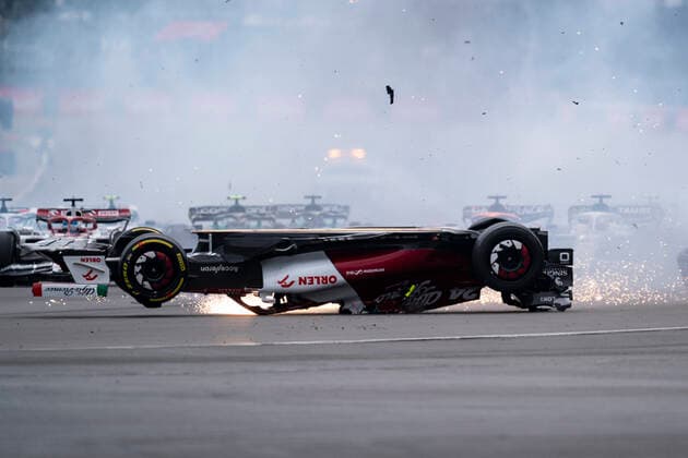 July 3, 2022, Towcester, Great Britain: GUANYU ZHOU of China and Alfa Romeo Racing crashes at the start of the 2022 FIA Formula 1 British Grand Prix at Silverstone Circuit in Towcester, Great Britain. Towcester Great Britain - ZUMAg147 20220703_zap_g147_014 Copyright: xJamesxGasperottix