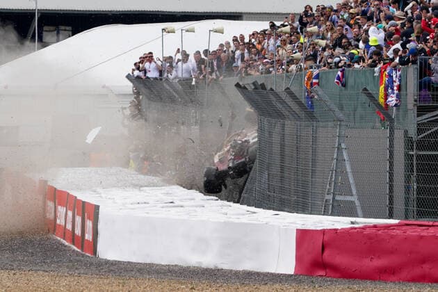 FORMULA 1 LENOVO BRITISH GRAND PRIX 2022, 03 07 2022 Guanyu Zhou 24 (CHI), Alfa Romeo C42 crash during the FORMULA 1 LENOVO BRITISH GRAND PRIX at Silverstone Circuit, Silverstone, United Kingdom on 3 July 2022 Editorial Use Only Copyright: xEleanorxHoadx ESM-0560-0015