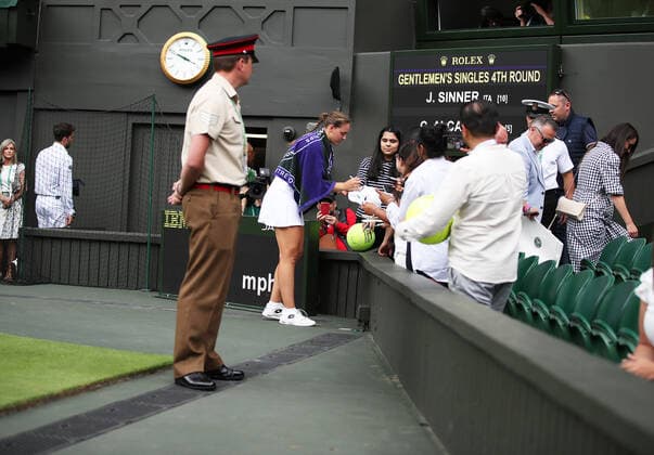 TENNIS - Wimbledon 2022 LONDON,ENGLAND,03.JUL.22 - TENNIS - WTA, Tennis Damen Tour, Wimbledon, Grand Slam. Image shows Jule Niemeier (GER).  GEPAxpictures xAlanxGrieves