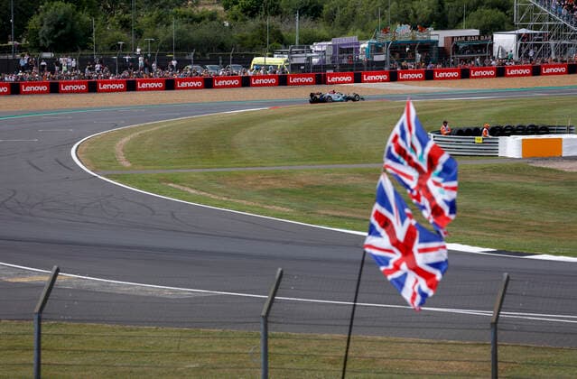 44 Lewis Hamilton (GBR, Mercedes-AMG Petronas F1 Team), F1 Grand Prix of Great Britain at Silverstone Circuit on July 3, 2022 in Silverstone, United Kingdom. (Photo by HOCH ZWEI) Silverstone United Kingdom