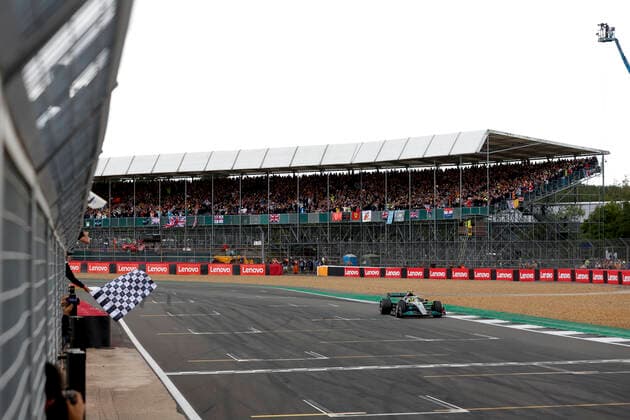 44 Lewis Hamilton (GBR, Mercedes-AMG Petronas F1 Team), F1 Grand Prix of Great Britain at Silverstone Circuit on July 3, 2022 in Silverstone, United Kingdom. (Photo by HOCH ZWEI) Silverstone United Kingdom