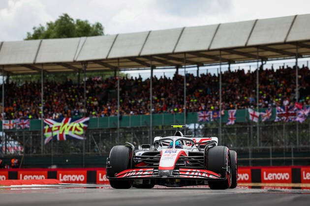 47 SCHUMACHER Mick (ger), Haas F1 Team VF-22 Ferrari, action during the Formula 1 Lenovo British Grand Prix 2022, 10th round of the 2022 FIA Formula One World Championship, WM, Weltmeisterschaft on the Silverstone Circuit, from July 1 to 3, 2022 in Silverstone, United Kingdom - F1 - BRITISH GRAND PRIX 2022 - RACE DPPI Panoramic  20220703_G00D8061