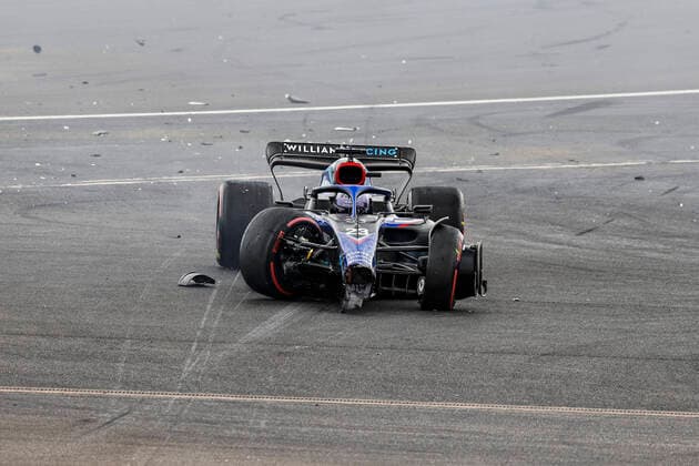 23 Alexander Albon (THA, Williams Racing) after crash, F1 Grand Prix of Great Britain at Silverstone Circuit on July 3, 2022 in Silverstone, United Kingdom. (Photo by HOCH ZWEI) Silverstone United Kingdom