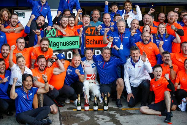 20 Kevin Magnussen (DNK, Haas F1 Team), 47 Mick Schumacher (DEU, Haas F1 Team), Guenther Steiner (ITA, Haas F1 Team), Gene Haas (USA, Haas F1 Team), F1 Grand Prix of Great Britain at Silverstone Circuit on July 3, 2022 in Silverstone, United Kingdom. (Photo by HOCH ZWEI) Silverstone United Kingdom