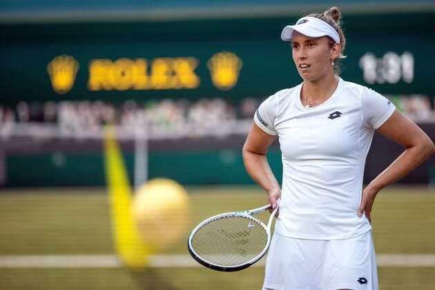 Mandatory Credit: Photo by Ella Ling Shutterstock (13012853hj) Elise Mertens during her fourth round match Wimbledon Tennis Championships, Day 7, The All England Lawn Tennis and Croquet Club, London, UK - 03 Jul 2022 Wimbledon Tennis Championships, Day 7, The All England Lawn Tennis and Croquet Club, London, UK - 03 Jul 2022  Copyright: xEllaxLing Shutterstockx 13012853hj