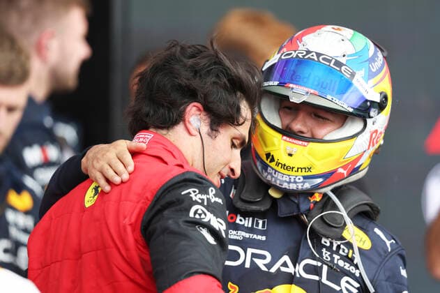55 Carlos Sainz (ESP, Scuderia Ferrari), 11 Sergio Perez (MEX, Oracle Red Bull Racing), F1 Grand Prix of Great Britain at Silverstone Circuit on July 3, 2022 in Silverstone, United Kingdom. (Photo by HOCH ZWEI) Silverstone United Kingdom