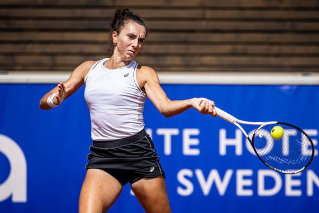 220704 Ipek Oz, Turkiet, under dag 1 av WTA, Tennis Damen Nordea Open den 4 juli 2022 i Bastad. Copyright: CHRISTOFFERxBORGxMATTISSON BB220704CB056