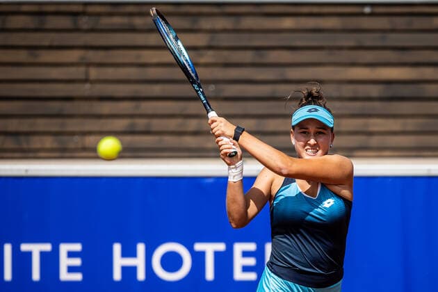 Sport Bilder des Tages 220704 Kamilla Rakhimova under dag 1 av WTA, Tennis Damen Nordea Open den 4 juli 2022 i Bastad. Copyright: CHRISTOFFERxBORGxMATTISSON BB220704CB063