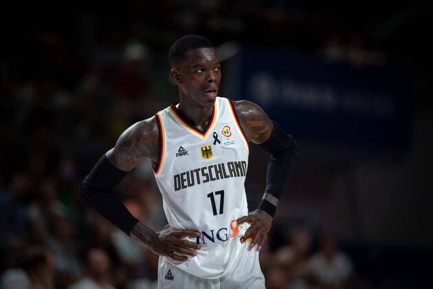 Basketball Bremen 03.07.2022 FIBA Basketball Worldcup European Qualifiers Deutschland (GER) - Polen (POL) Dennis Schröder Schroeder (Deutschland, No.17) Schröder Schroder