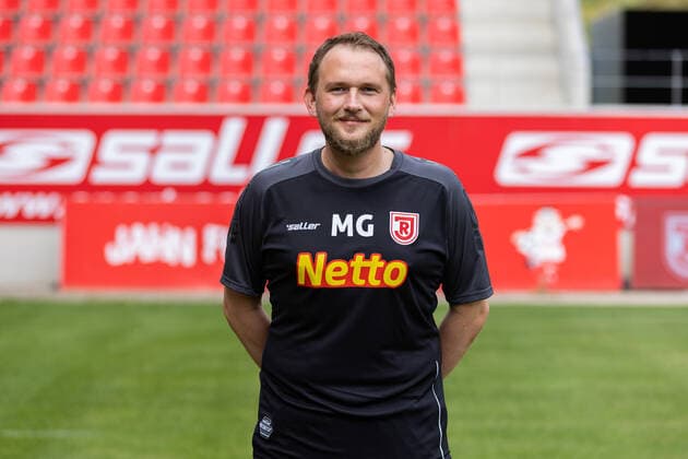 Matthias Günther; SSV Jahn Regensburg; 2.BL, Porträttermin 2022 2023