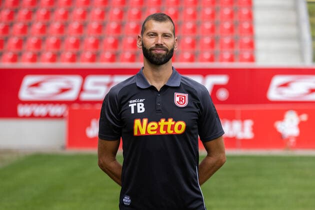 Thomas Barth; SSV Jahn Regensburg; 2.BL, Porträttermin 2022 2023