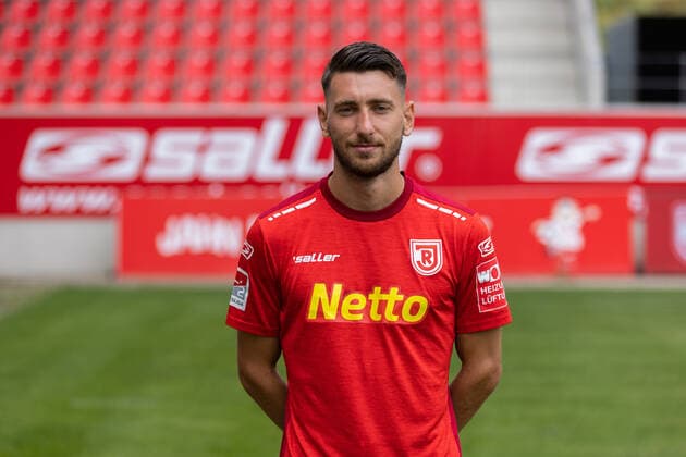 Charalambos Makridis; SSV Jahn Regensburg; 2.BL, Porträttermin 2022 2023