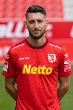 Charalambos Makridis; SSV Jahn Regensburg; 2.BL, Porträttermin 2022 2023