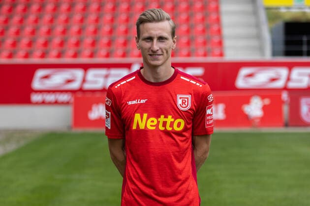Joshua Mees; SSV Jahn Regensburg; 2.BL, Porträttermin 2022 2023