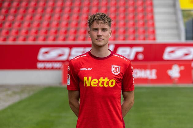 Christian Viet; SSV Jahn Regensburg; 2.BL, Porträttermin 2022 2023