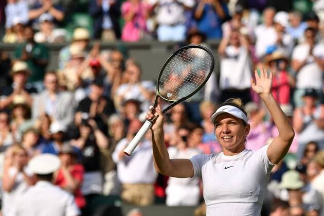Mandatory Credit: Photo by James Veysey Shutterstock (13012861fe) Simona Halep celebrates victory in her fourth round match Wimbledon Tennis Championships, Day 8, The All England Lawn Tennis and Croquet Club, London, UK - 04 Jul 2022 Wimbledon Tennis Championships, Day 8, The All England Lawn Tennis and Croquet Club, London, UK - 04 Jul 2022  Copyright: xJamesxVeysey Shutterstockx 13012861fe