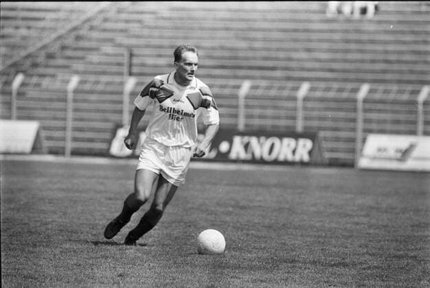 FC Erzgebirge vs Tebe 03.06.1995, Aue, Erzgebirgsstadion, Regionalliga Nord-Ost, 34 Spieltag, Fußball, FC Ergebirge Aue vs TEBE Berlin Jan Schmidt Chemnitz Sachsen BRD *** FC Erzgebirge vs Tebe 03 06 1995, Aue, Erzgebirgsstadion, Regionalliga Nord Ost, 34 Matchday, Soccer, FC Ergebirge Aue vs TEBE Berlin Jan Schmidt Chemnitz Sachsen BRD