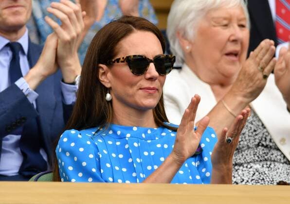 Mandatory Credit: Photo by James Veysey Shutterstock (13012868as) Catherine Duchess of Cambridge in the Royal Box on Centre Court Wimbledon Tennis Championships, Day 9, The All England Lawn Tennis and Croquet Club, London, UK - 05 Jul 2022 Wimbledon Tennis Championships, Day 9, The All England Lawn Tennis and Croquet Club, London, UK - 05 Jul 2022  Copyright: xJamesxVeysey Shutterstockx 13012868as