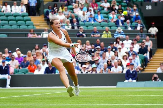Mandatory Credit: Photo by Javier Garcia Shutterstock (13012869am) Jule Niemeier during her quarter-final match Wimbledon Tennis Championships, Day 9, The All England Lawn Tennis and Croquet Club, London, UK - 05 Jul 2022 Wimbledon Tennis Championships, Day 9, The All England Lawn Tennis and Croquet Club, London, UK - 05 Jul 2022  Copyright: xJavierxGarcia Shutterstockx 13012869am