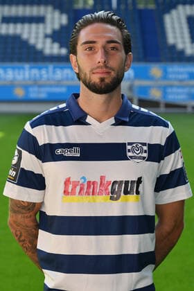 Marlon Frey; MSV Duisburg; 3.Liga, Porträttermin 2022 2023 Duisburg Schauinsland Reisen Arena Nordrhein-Westfalen Deutschland