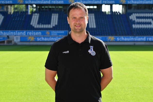 iOliver Grabowski (Zeugwart); MSV Duisburg; 3.Liga, Porträttermin 2022 2023 Duisburg Schauinsland Reisen Arena Nordrhein-Westfalen Deutschland