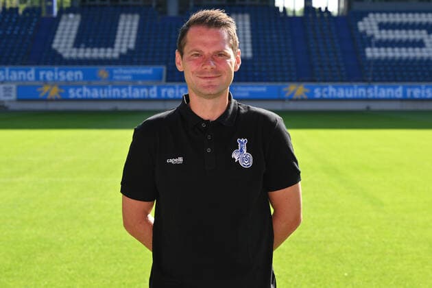 Arthur Jarzombek (Physiotherapeut); MSV Duisburg; 3.Liga, Porträttermin 2022 2023 Duisburg Schauinsland Reisen Arena Nordrhein-Westfalen Deutschland