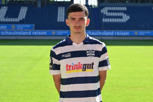Baran Mogultay; MSV Duisburg; 3.Liga, Porträttermin 2022 2023 Duisburg Schauinsland Reisen Arena Nordrhein-Westfalen Deutschland