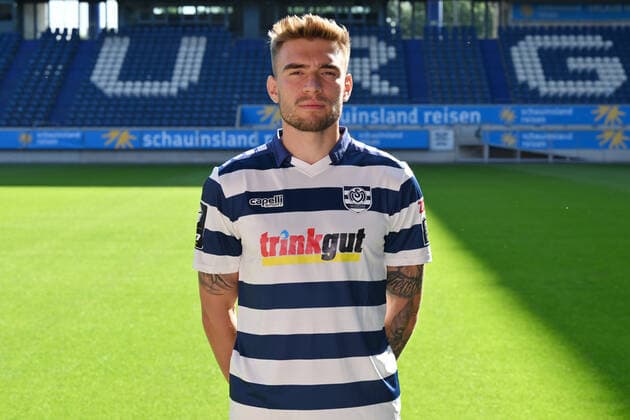 Joshua Bitter; MSV Duisburg; 3.Liga, Porträttermin 2022 2023 Duisburg Schauinsland Reisen Arena Nordrhein-Westfalen Deutschland